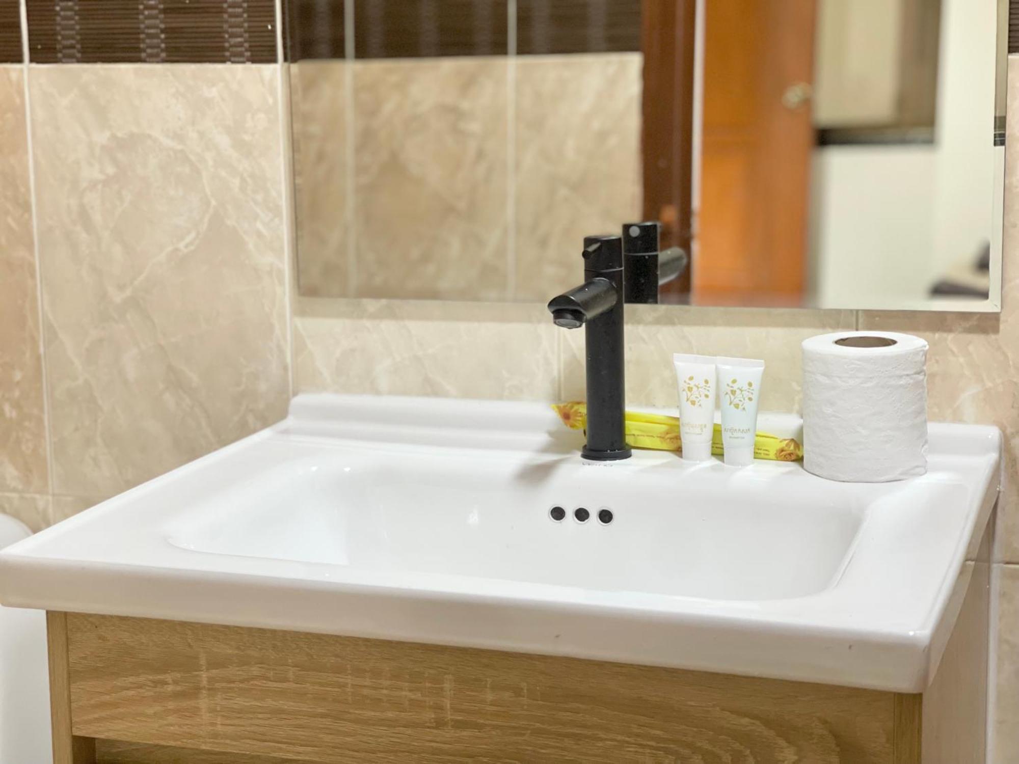 פנום פן Rs Central Apartments - 200M To Royal Palace מראה חיצוני תמונה