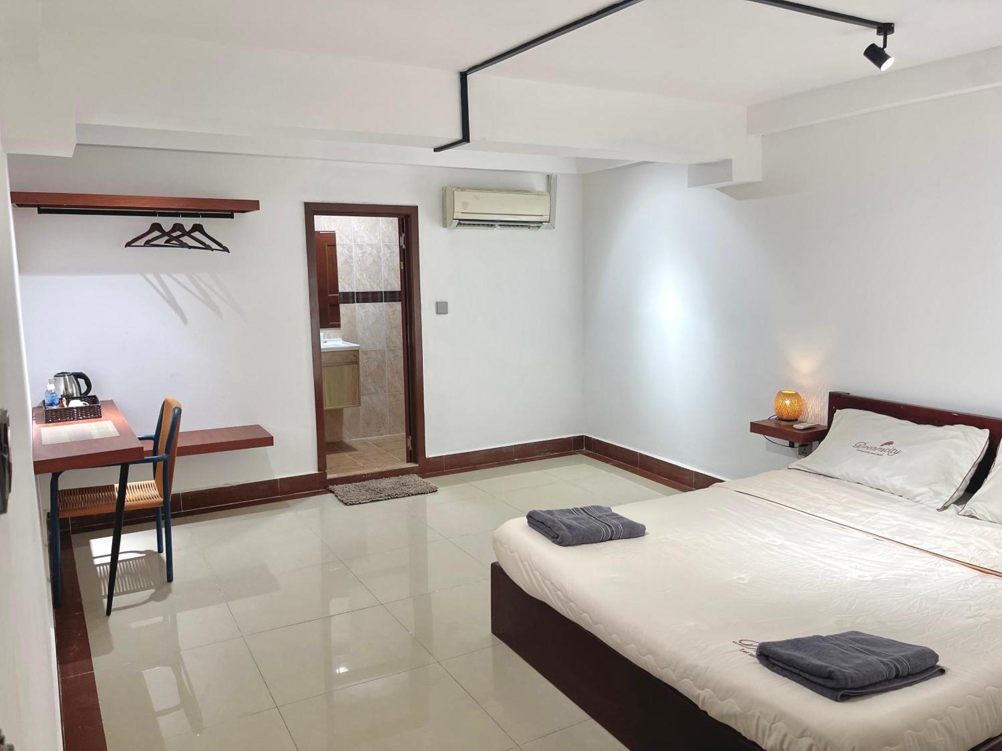 פנום פן Rs Central Apartments - 200M To Royal Palace מראה חיצוני תמונה