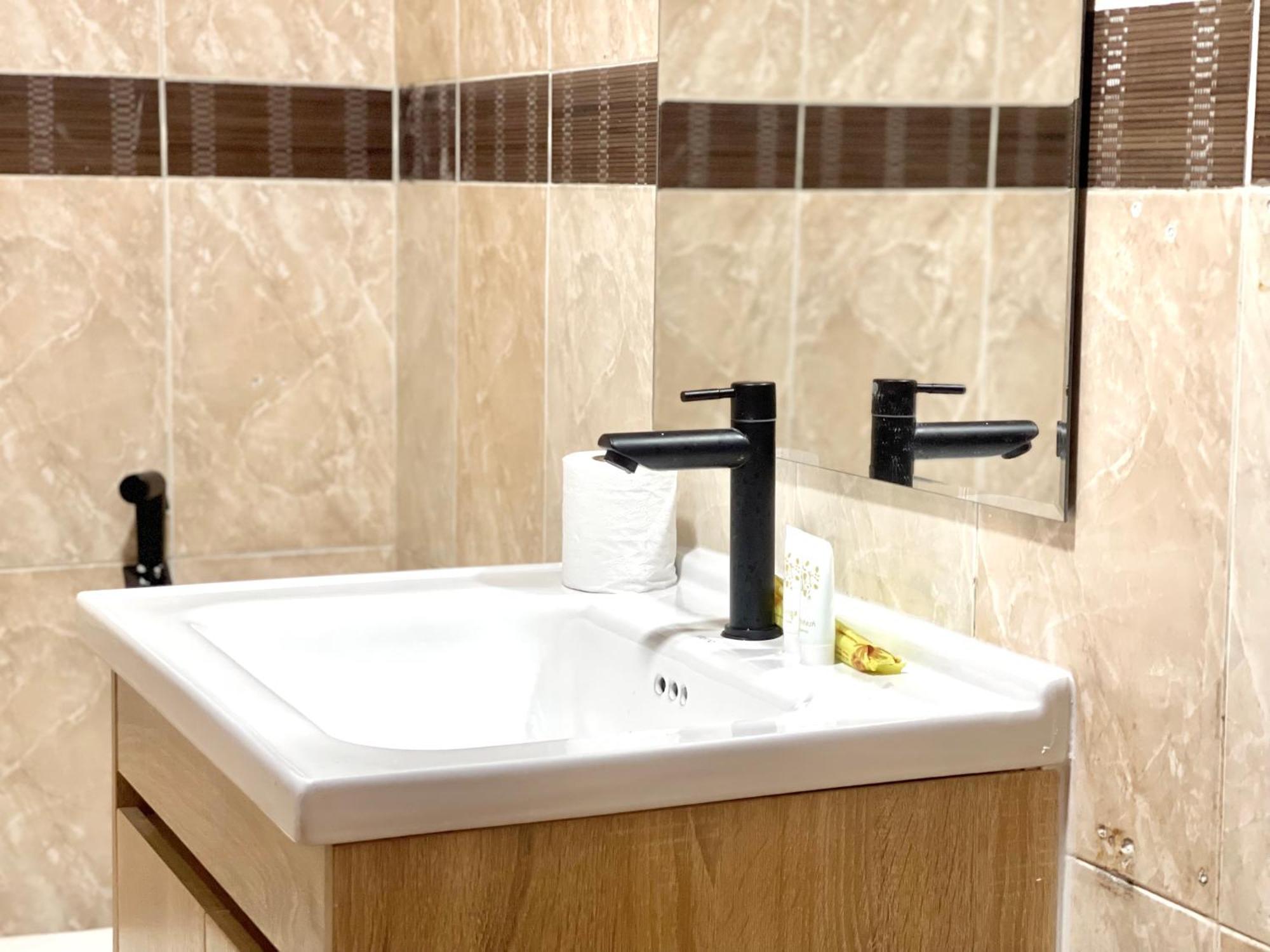 פנום פן Rs Central Apartments - 200M To Royal Palace מראה חיצוני תמונה